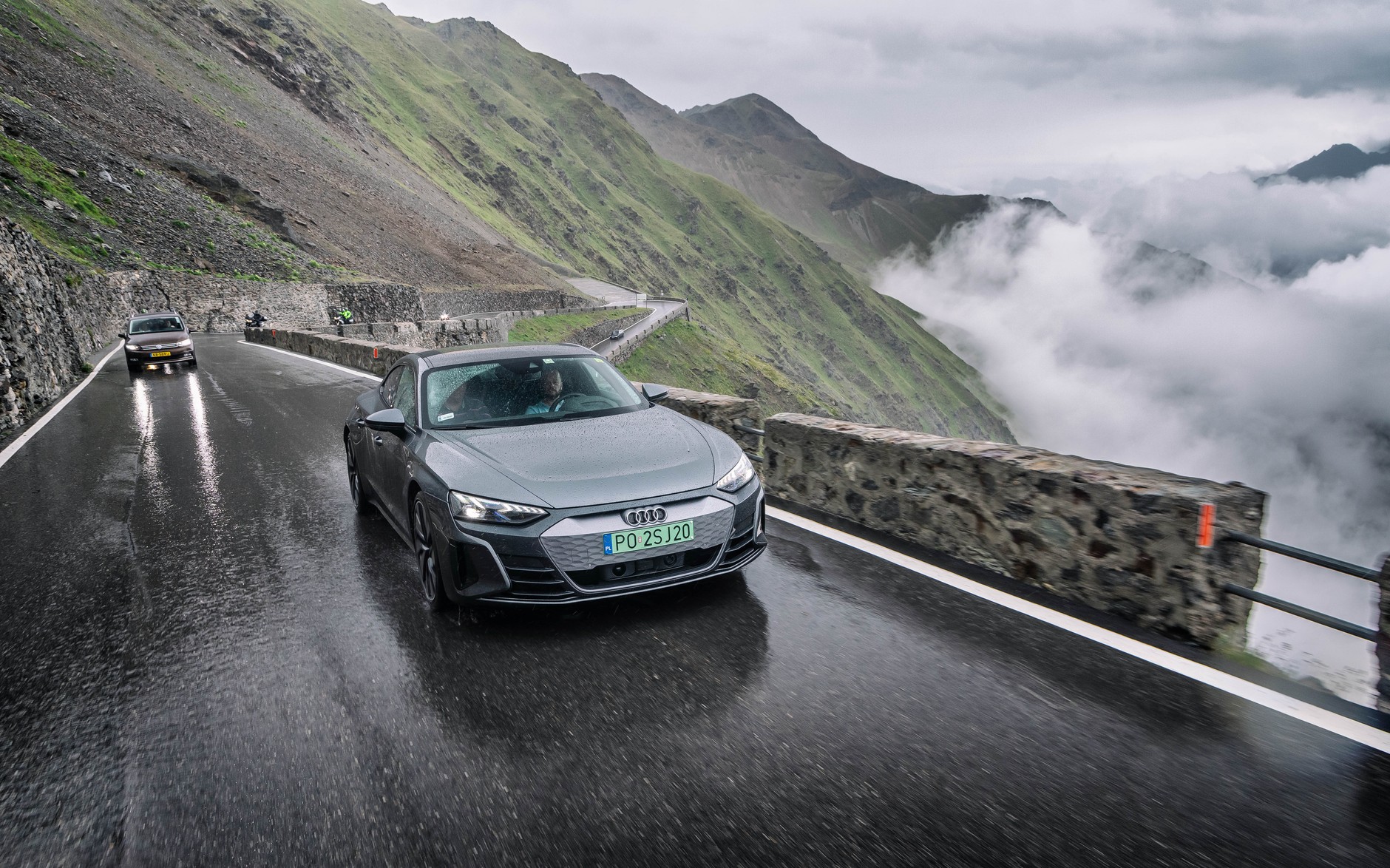 Elektromobilność Alpy Audi e-Tron S Audi e-Tron GT Porsche Taycan