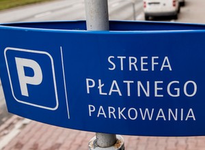 W tych miastach nawet w Boże Ciało zapłacisz za parkowanie
