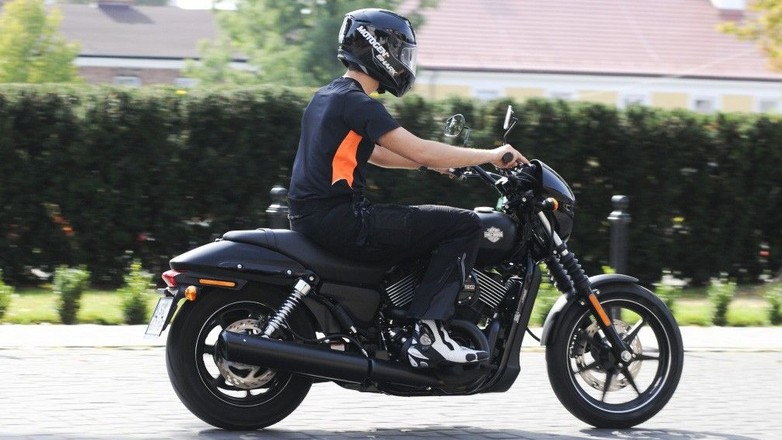 Harley-Davidson Street 750 miał być hitem sprzedażowym wśród młodych motocyklistów, ale nie wykorzystano w pełni jego potencjału