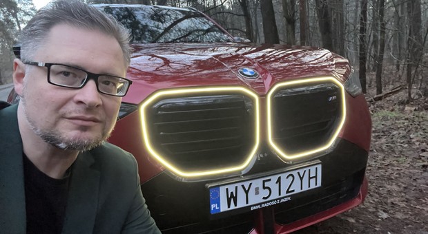 Pojeździłem najnowszym spalinowym SUV-em BMW. Nie mogłem uwierzyć w odczyt komputera pokładowego