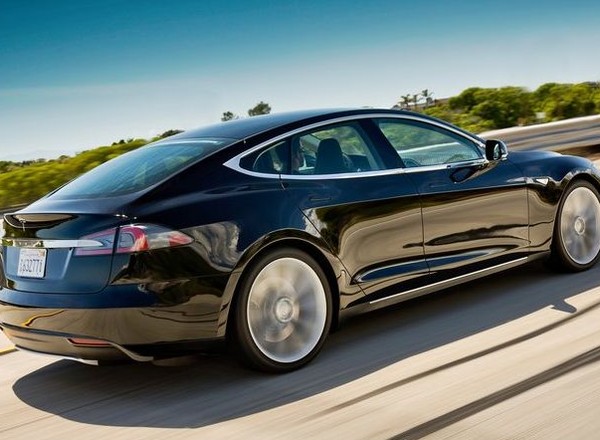 Używana Tesla z zasięgiem 79 km. Co poszło nie tak?