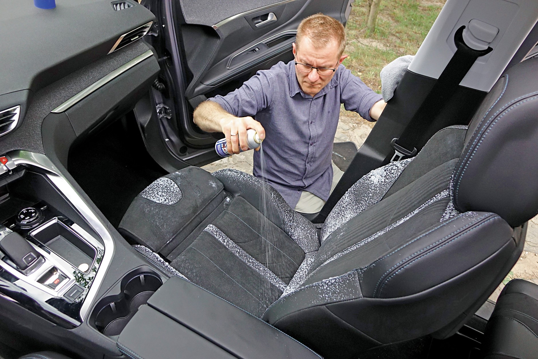 Pranie tapicerki krok po kroku