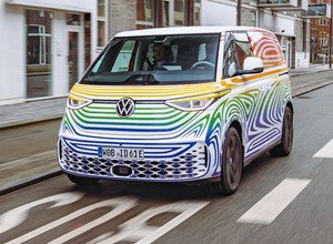 Jeździliśmy tajnym prototypem Volkswagena. Już wiemy, co potrafi ID. Buzz