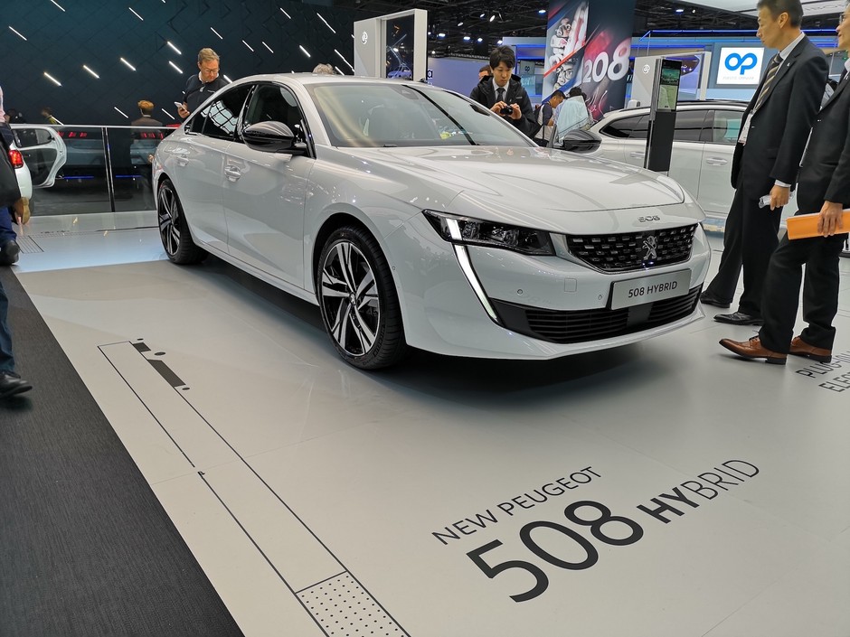 Peugeot w Paryżu