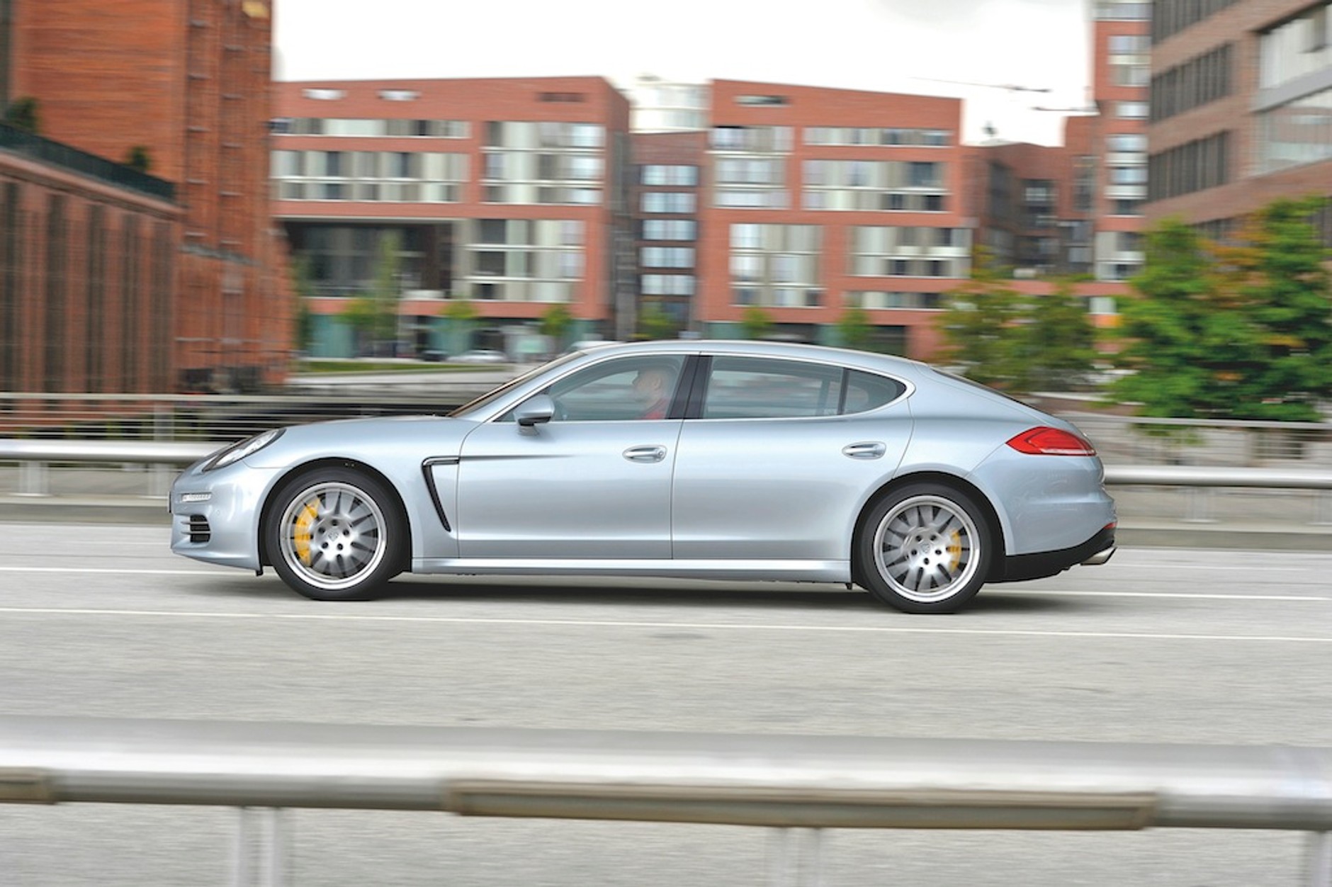 BMW 750 Li, Mercedes S 500 L, Porsche Panamera Executive