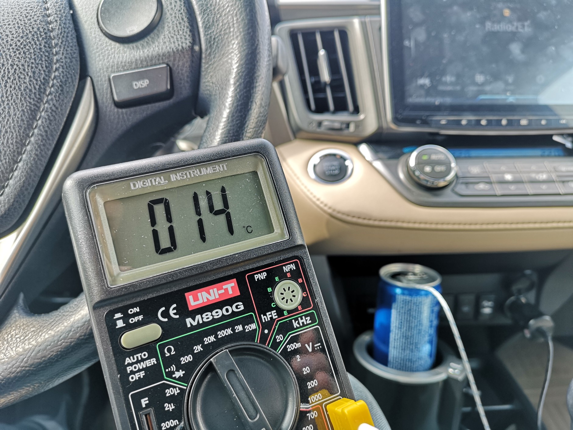 Navitel TC500 - podgrzewanie i chłodzenie napojów