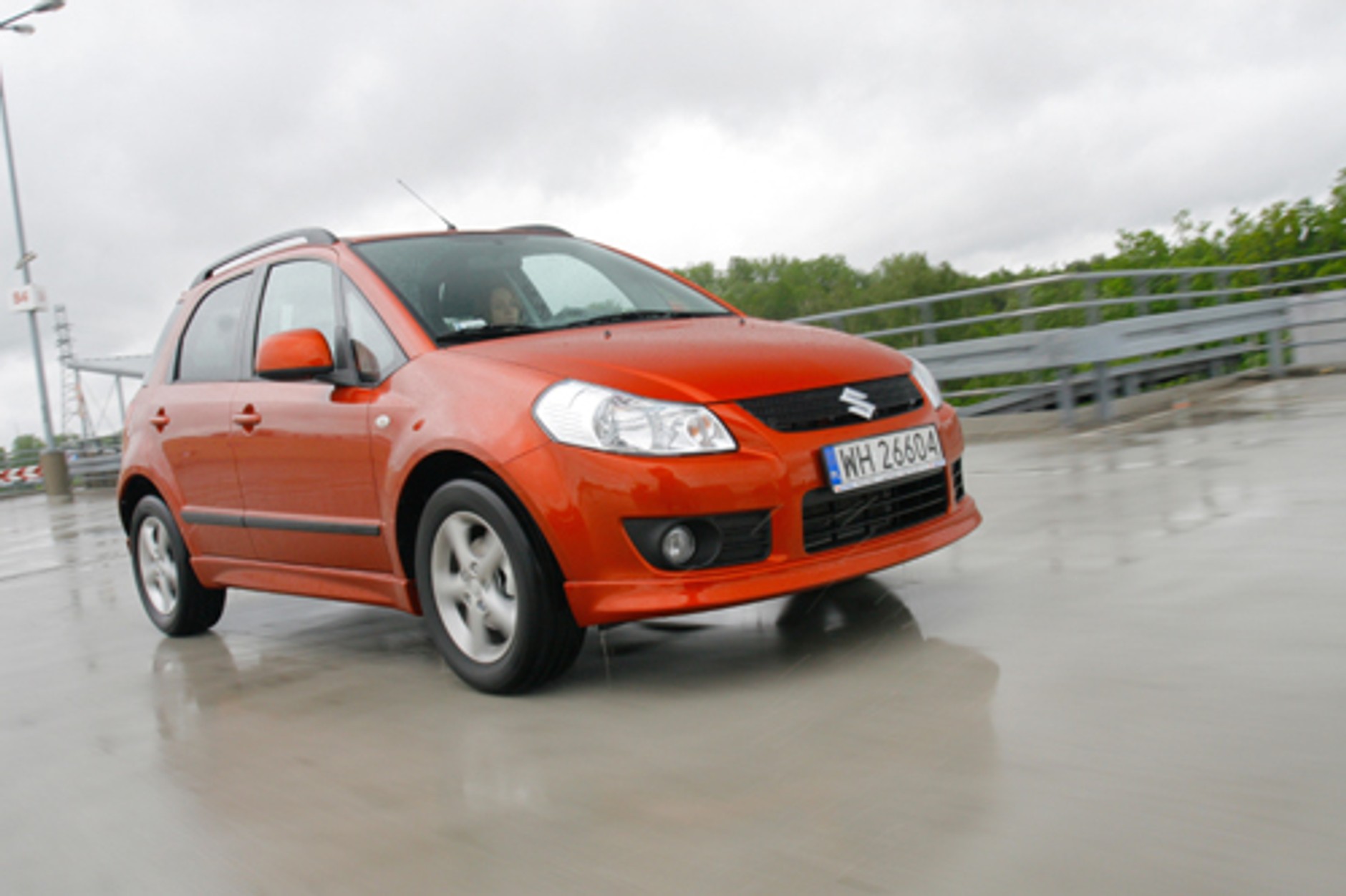 Suzuki SX4 - Miasto jego rewirem