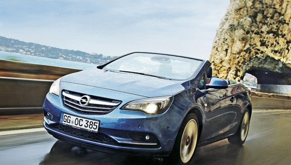 Opel Cascada, jak jeździ Astra w wersji kabrio?