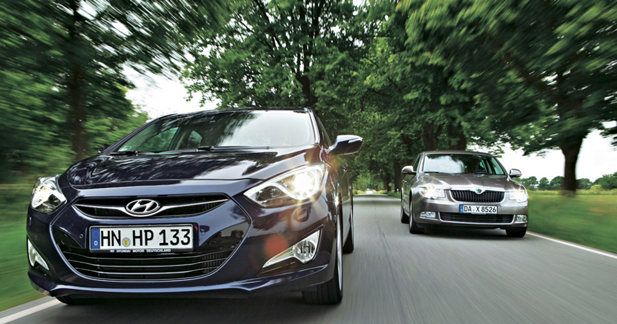 Hyundai i40 kontra Skoda Superb: test rodzinnych limuzyn