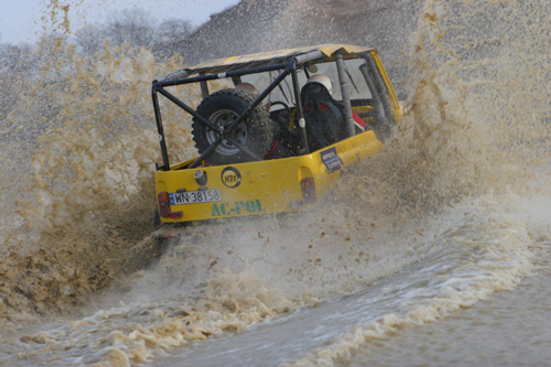 Pojeździć i pomóc