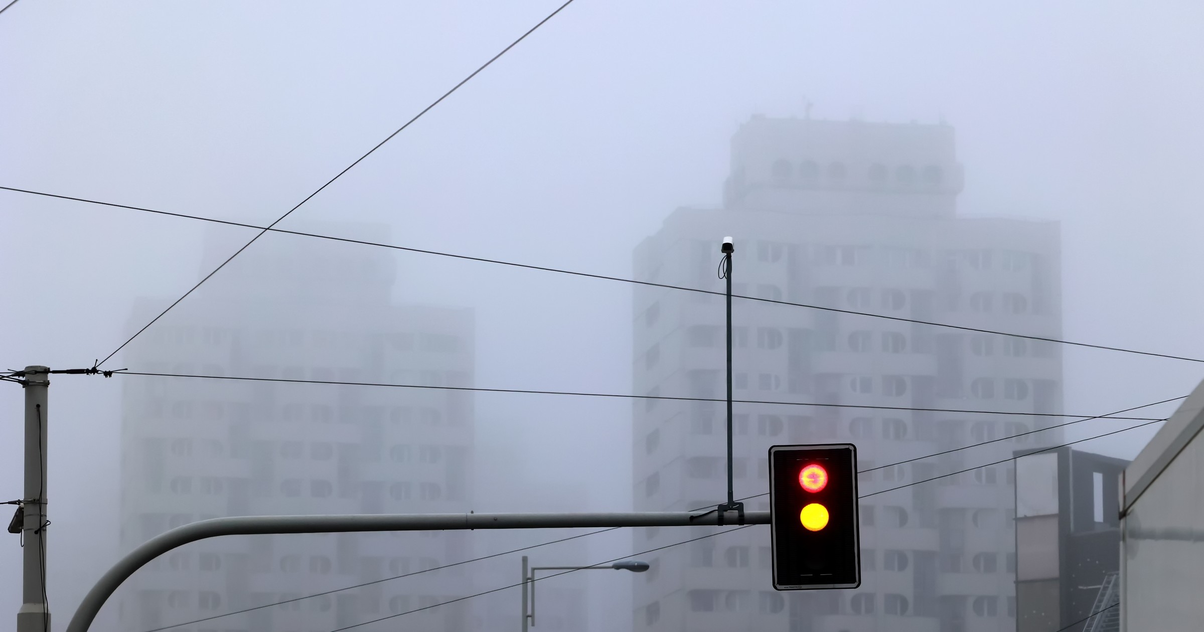 sygnalizacja świetlna zimą