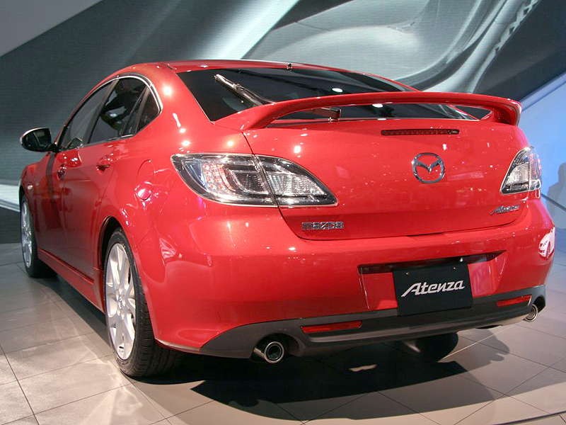 Tokio Motor Show 2007: Mazda Atenza – usportowiona szóstka dla rynku japońskiego