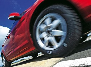 Top 10 - najpopularniejsze opony całoroczne w rozmiarze 225/55 R16 95V