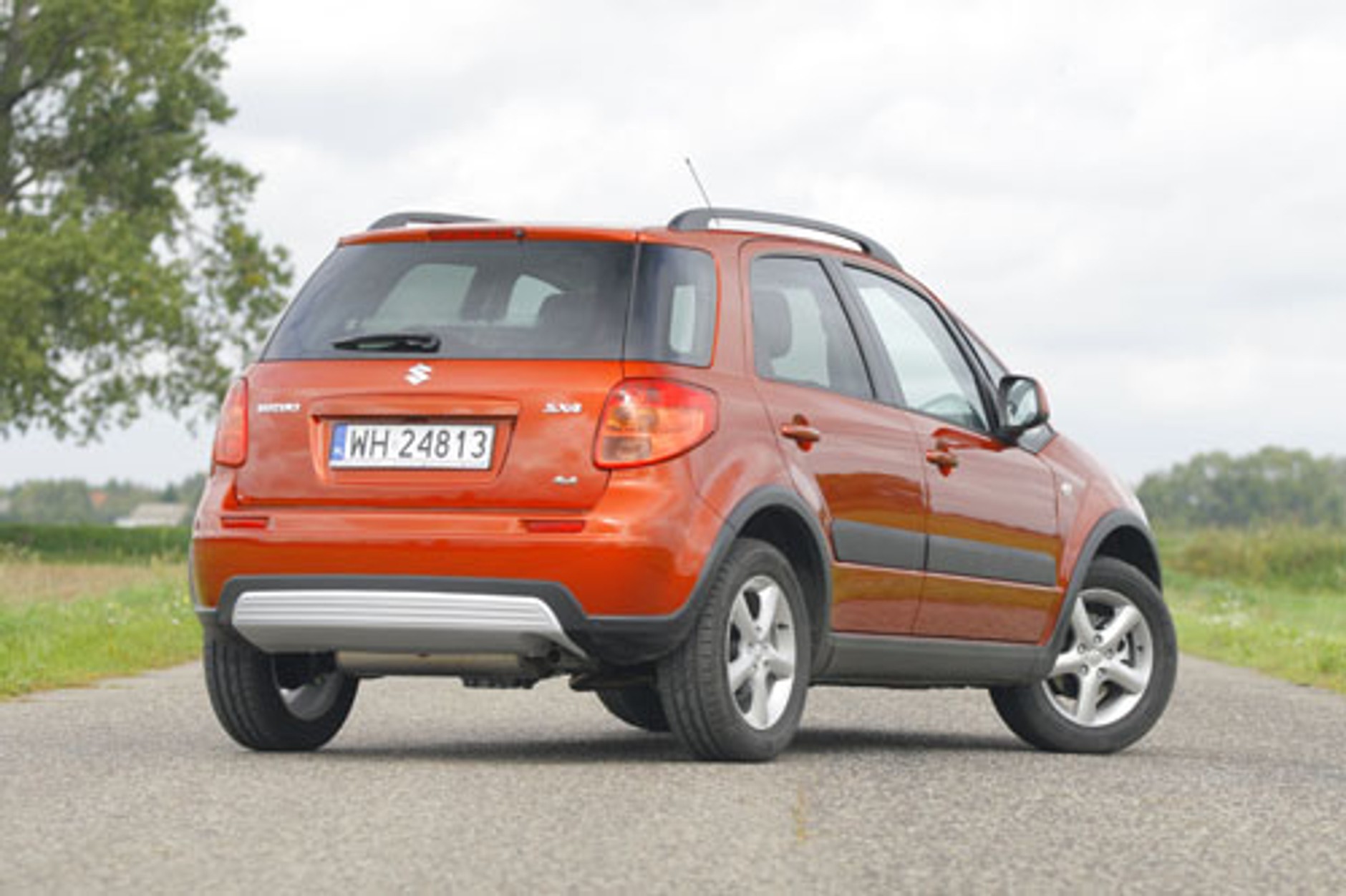 Suzuki SX4 1.6 GS - Uzdolniony kompakt