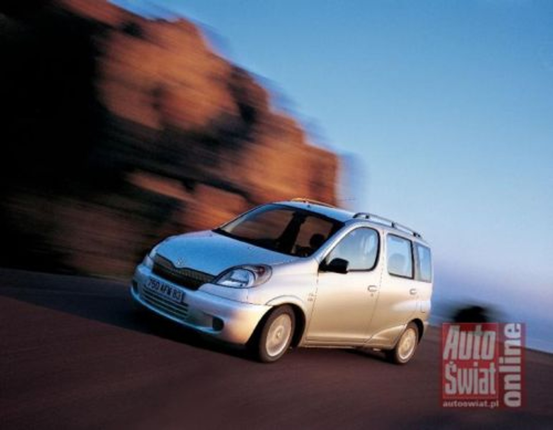 Audi A2 1.4, Mercedes A 140 Classic, Skoda Fabia, Toyota Yaris Verso - Drogowskazy