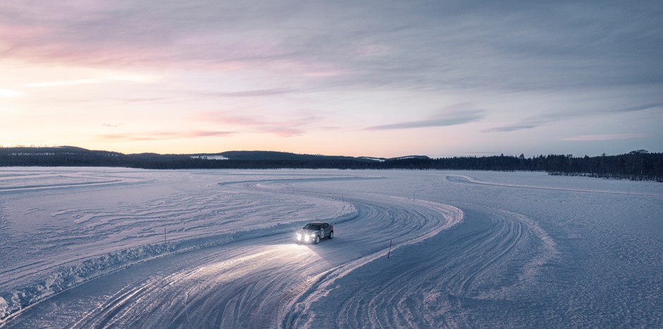 Polestar 2 Arctic Circle