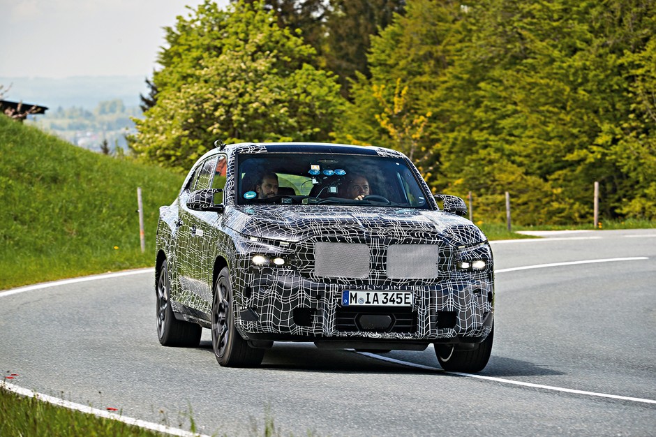 BMW XM – jazda prototypem (2022)