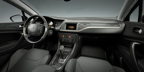 Citroen C5 - Sedan w stylu coupé, czyli całkowita zmiana