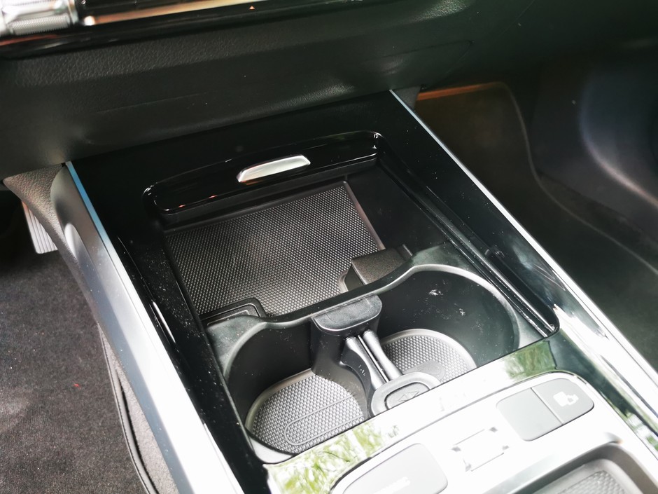 Mercedes EQB 250+