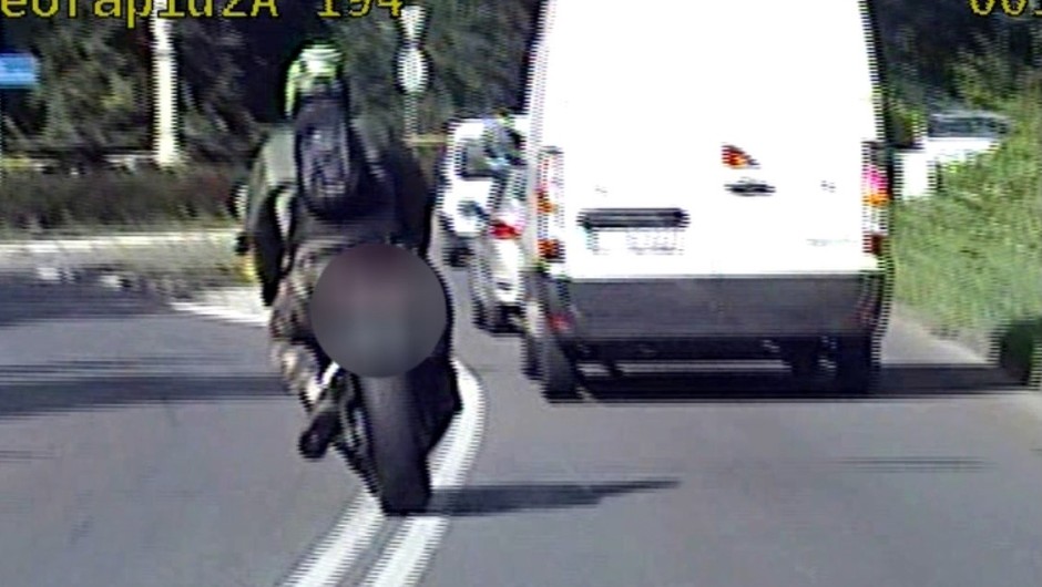 Motocyklem uciekał przed policjantami. Zebrał 346 punktów karnych! 