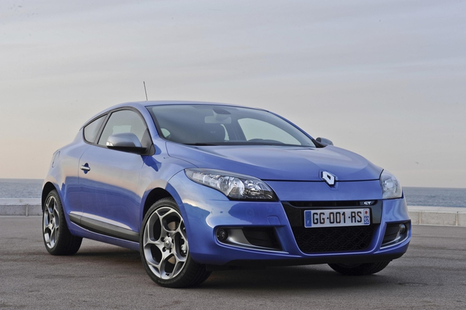 Renault Megane GT – z pięknem trzeba obcować