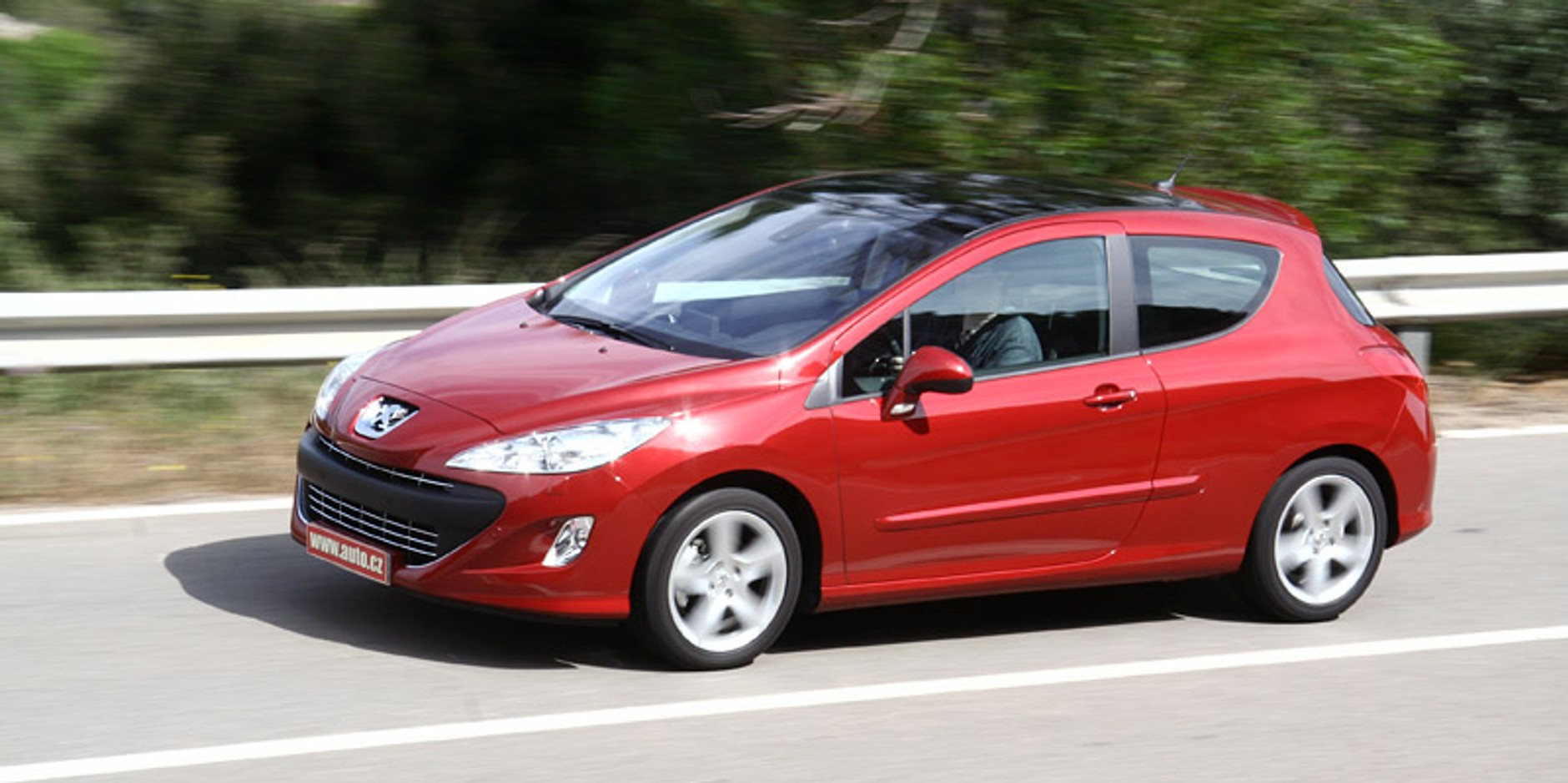 Peugeot 308: wrażenia z jazdy