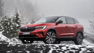 Renault Austral. Podpowiadamy, którą wersję następcy Kadjara warto wybrać. Poradnik kupującego