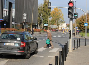 Jak większość kierowców ignorujesz ten sygnał? Teraz są za to punkty karne