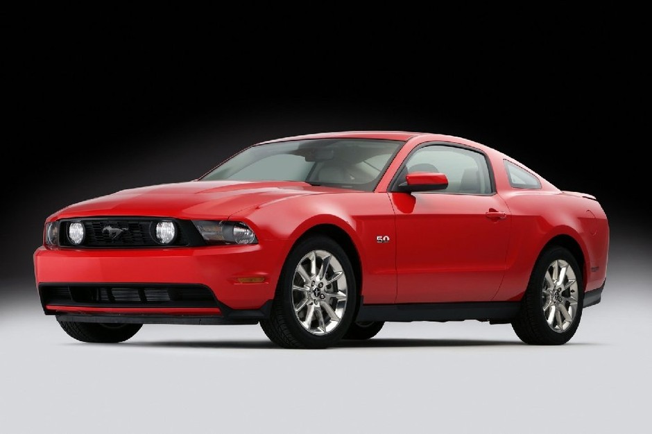 Ford Mustang GT - Oficjalne zdjęcia 400-konnego muscle cara
