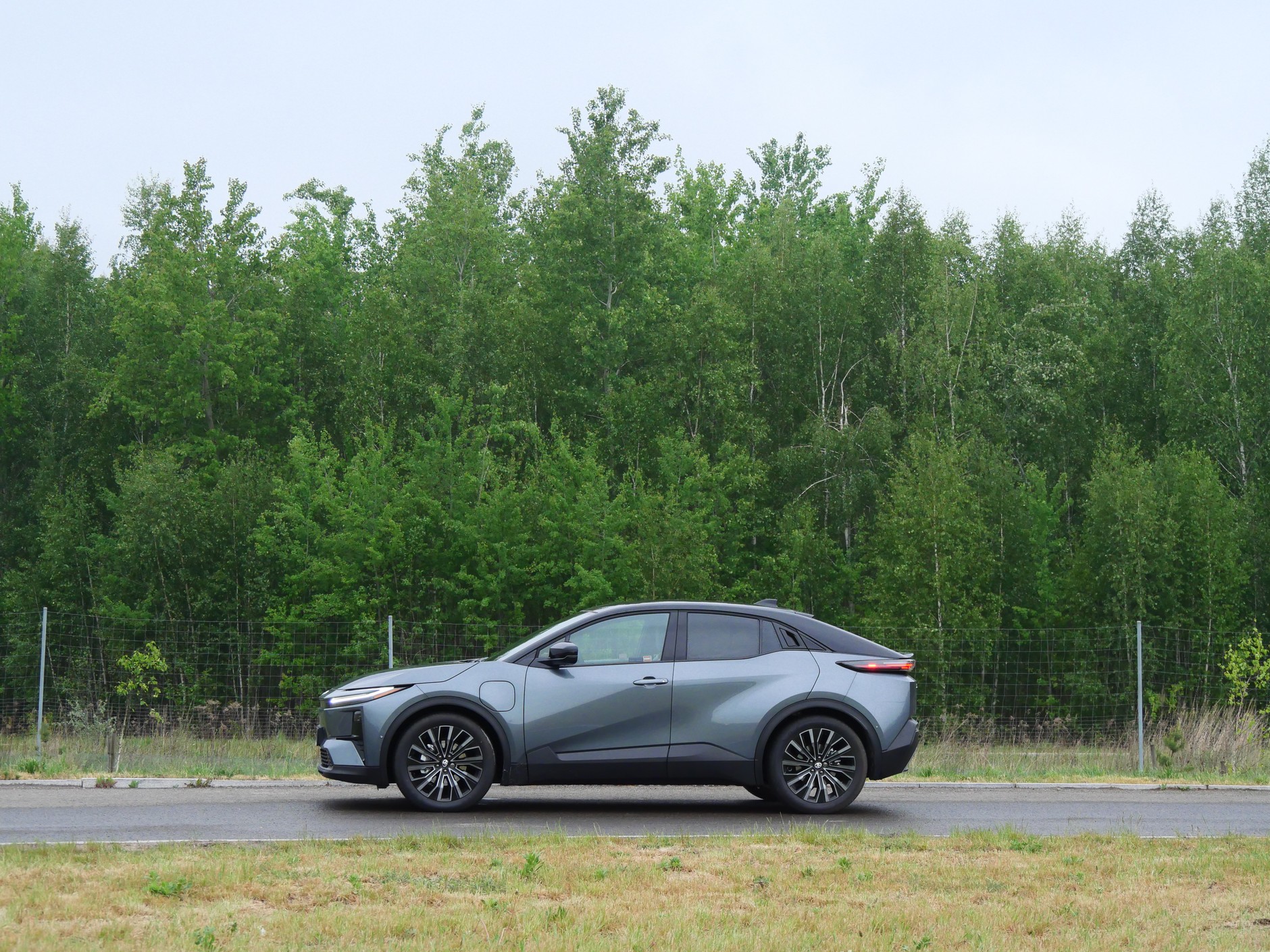 Toyota C-HR+ Executive AWD