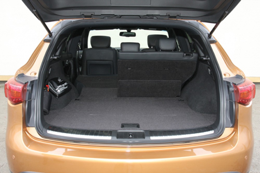 Infiniti FX50S: Chcesz okiełznać to monstrum?