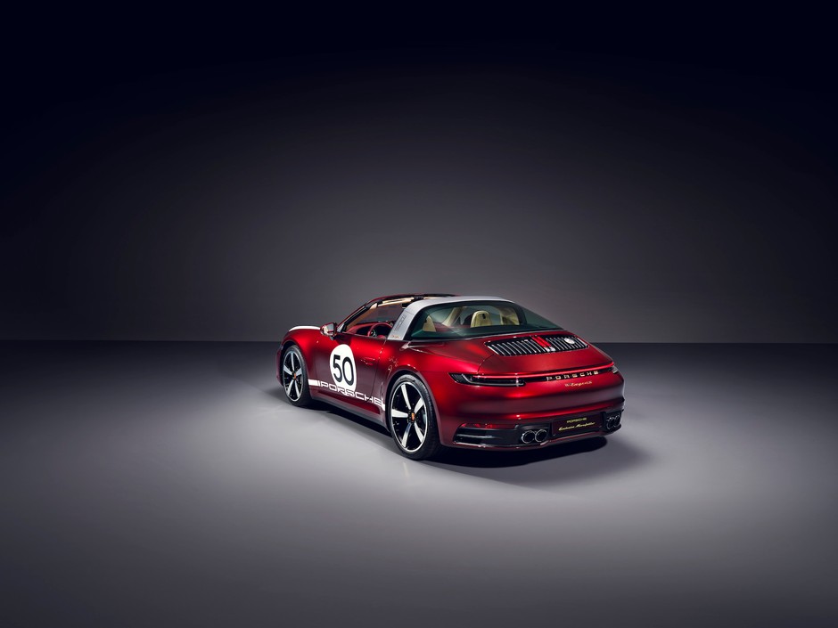 Porsche 911 Targa 4S Heritage Design Edition