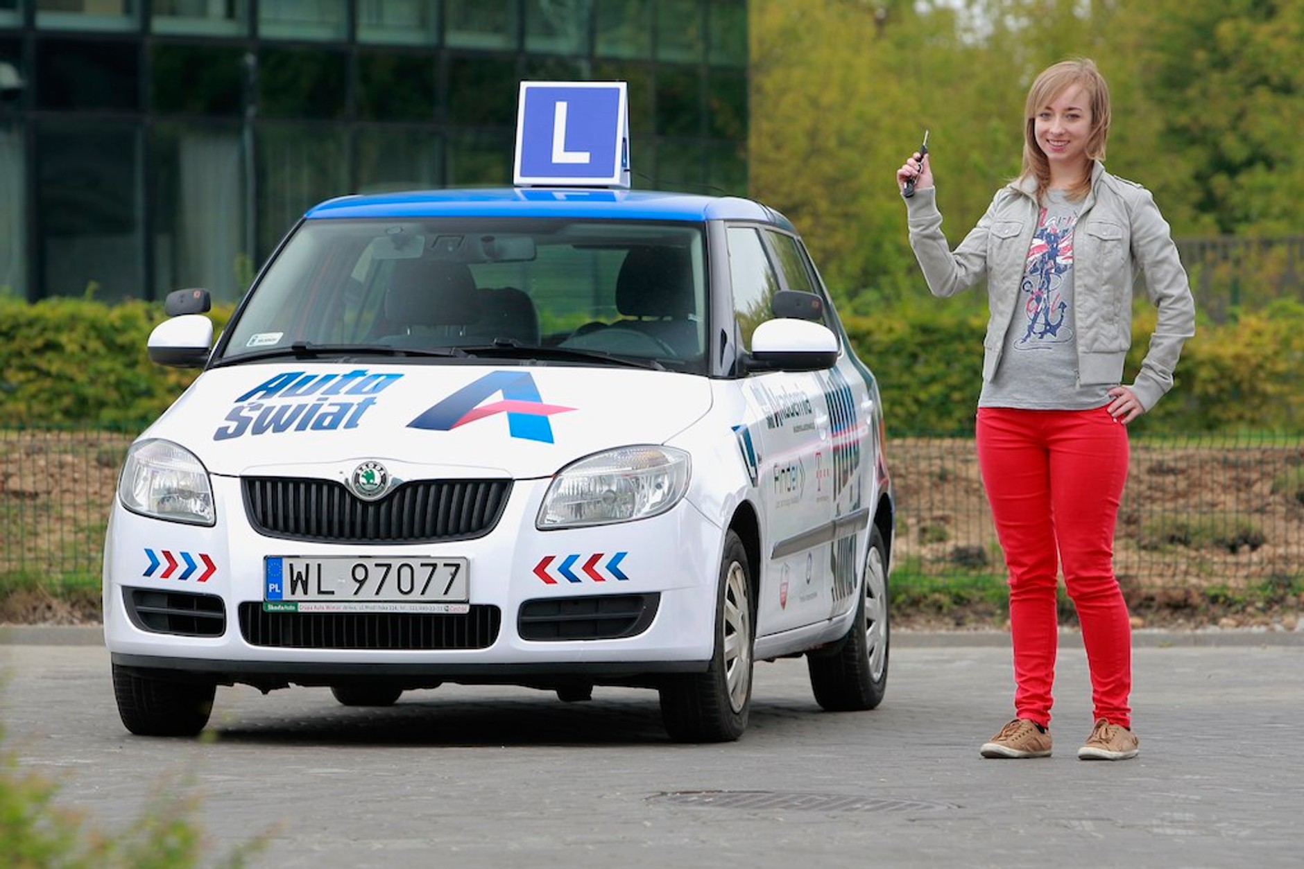 Czym wyróżnia się Akademia Auto Świat?