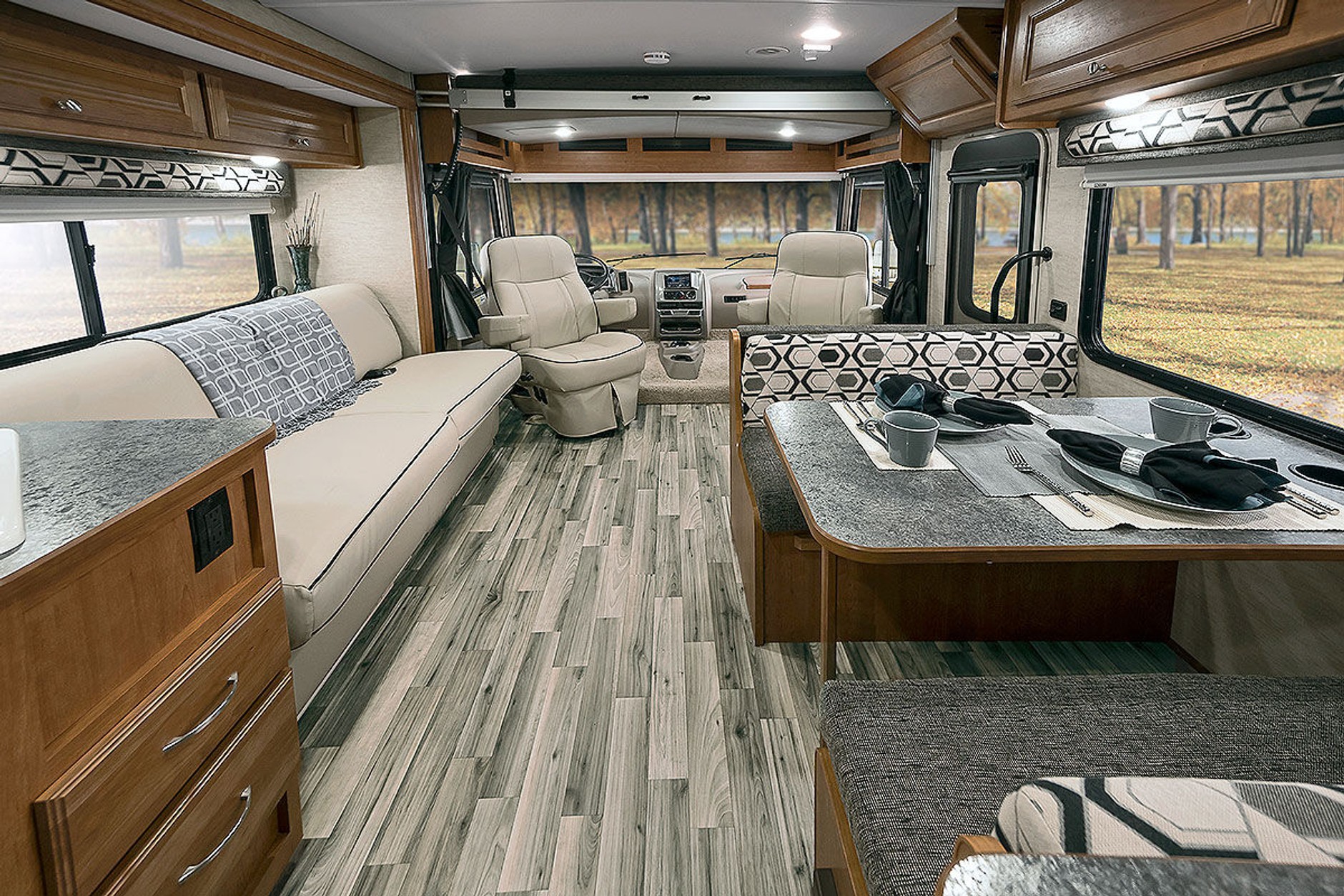 Luksusowe kampery z USA