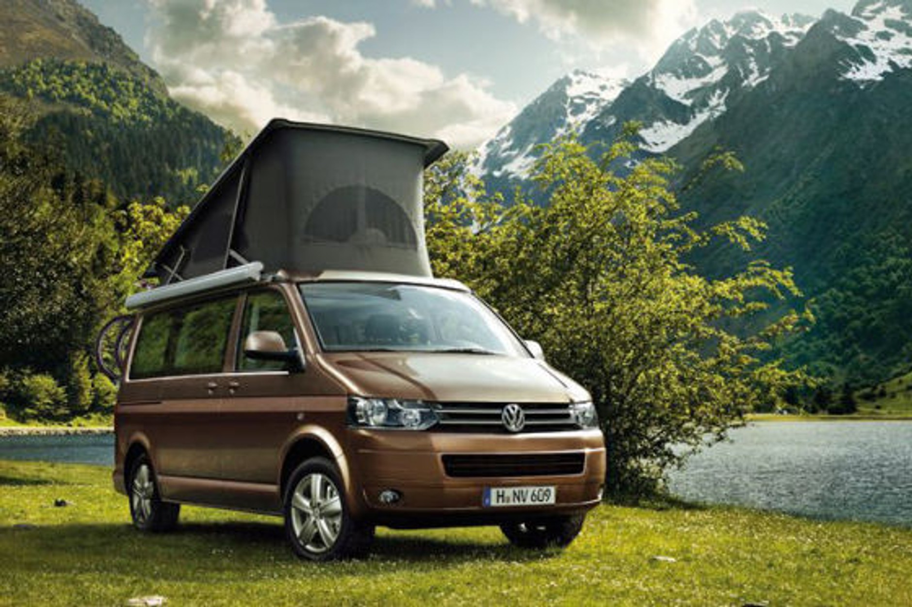 Model "Europe" bazuje na California Comfortline. Z zewnątrz nie widać różnic ale w środku można zamawiać różne pakiety wyposażeniowe.