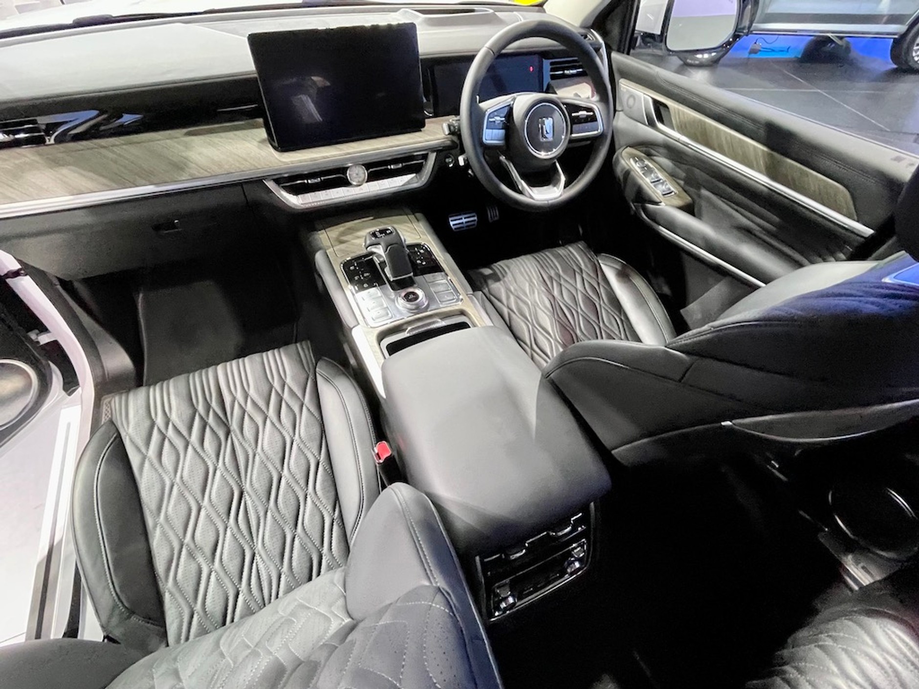 Salon w Bangkoku 2023