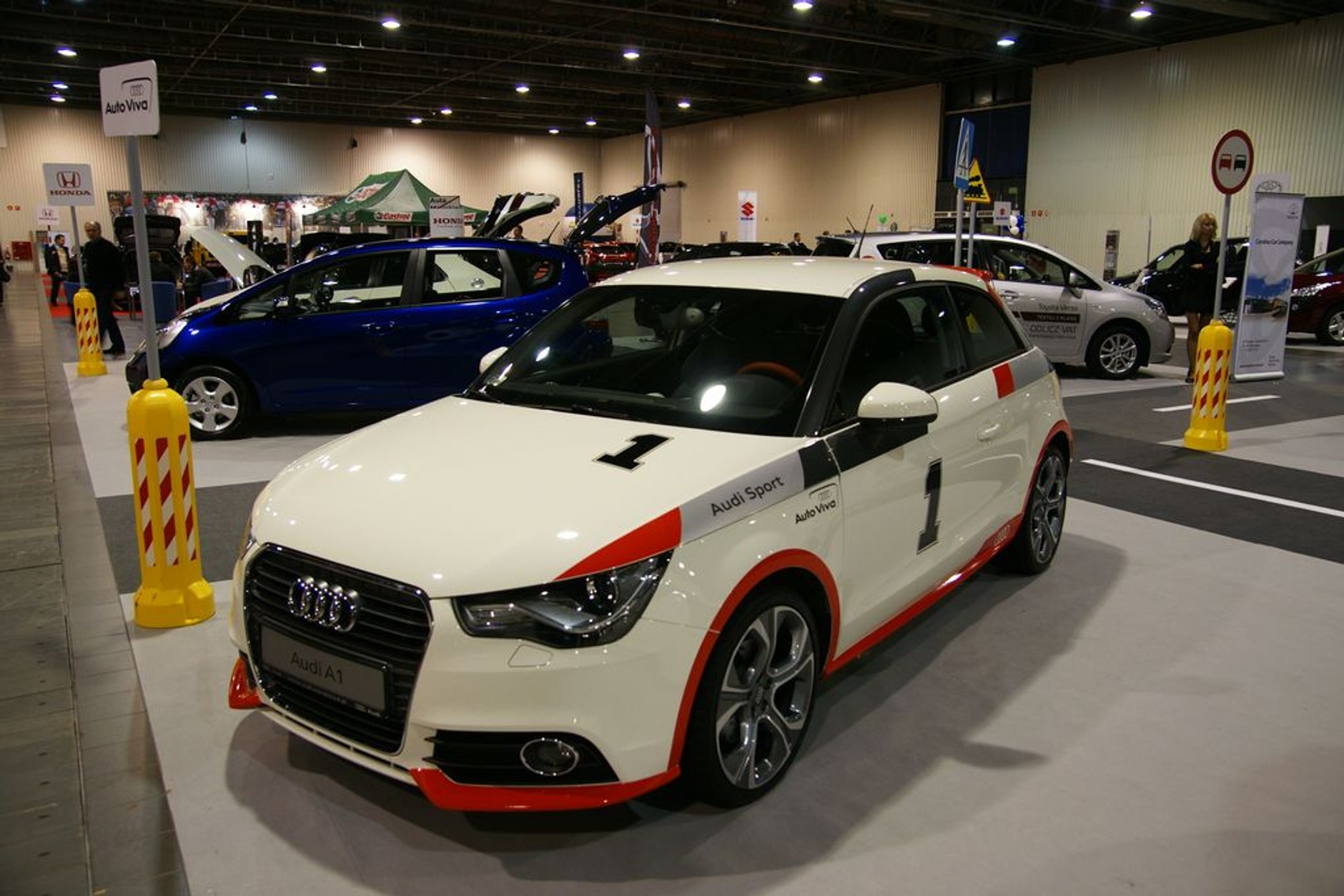 Auto Show Poland 2010 rynkowym barometrem (galeria)