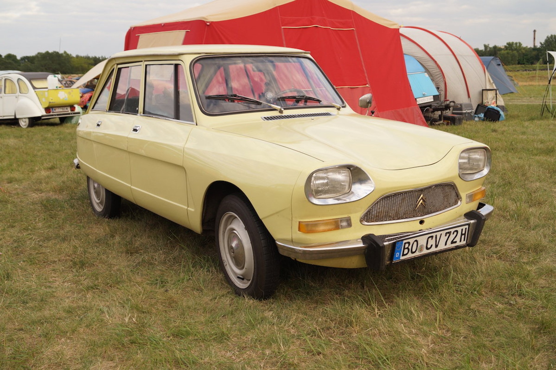 21. Światowy Zlot Miłośników Citroëna 2CV w Toruniu