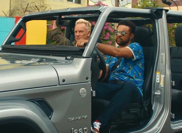 Sting i Shaggy jeżdżą Jeepem