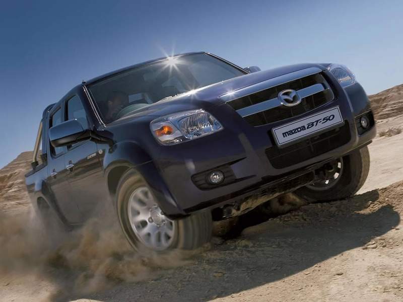 Mazda BT-50 z jednym silnikiem