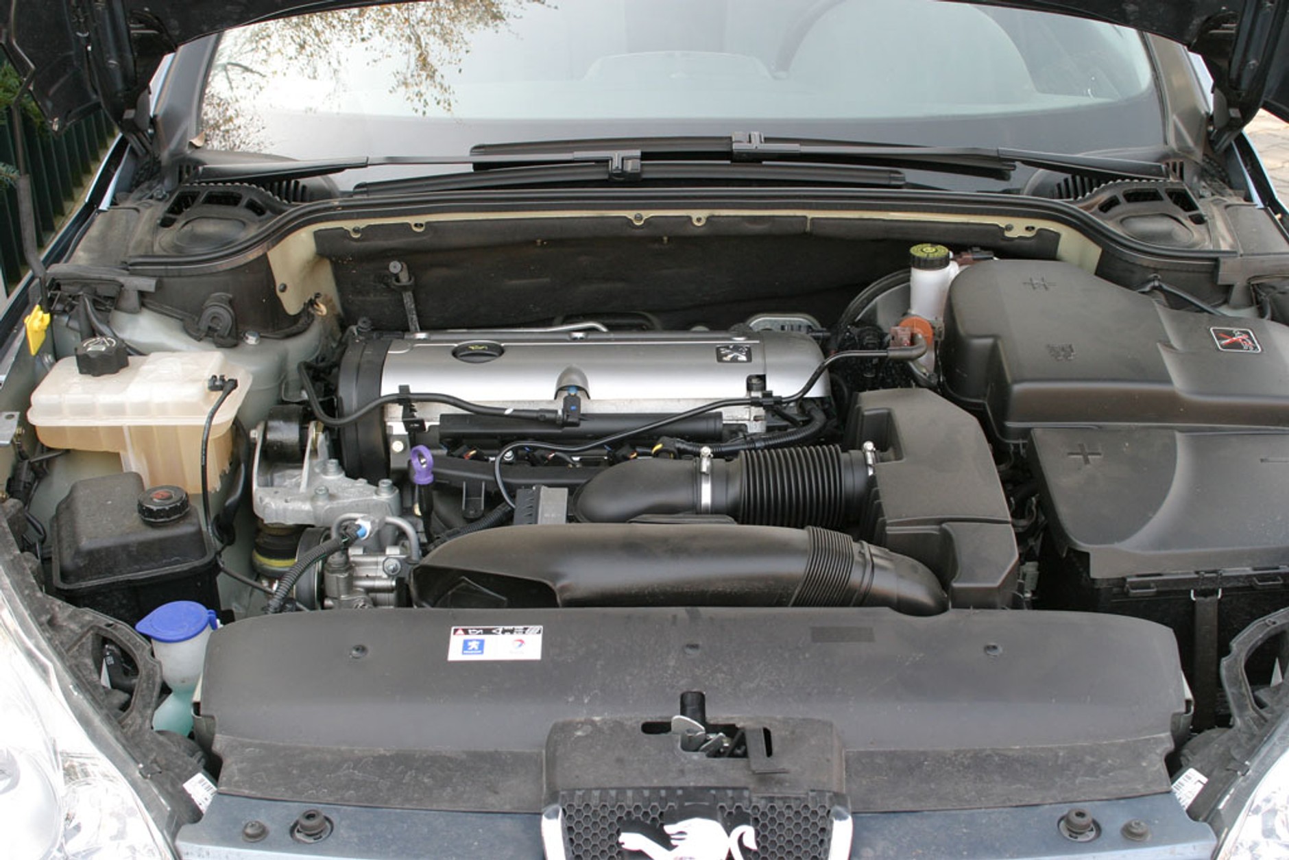 Citroen/Peugeot silniki 1.8, 2.0 i 2.2/117-163 KM (1999-2010) - koszt montażu instalacji LPG od 2500 zł