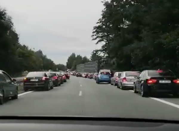 Wzorowy korytarz życia - policja chwali kierowców