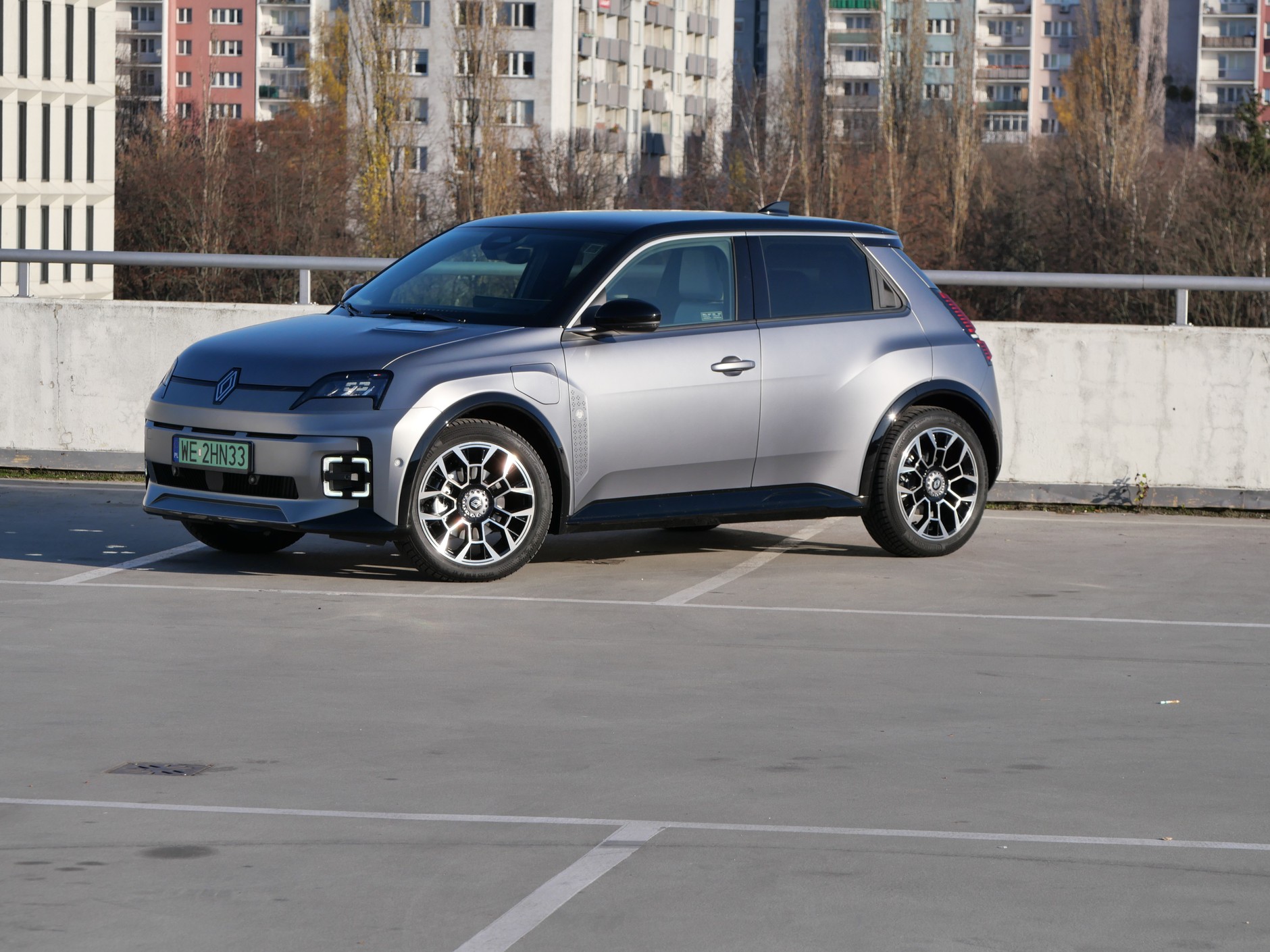 Renault 5 vs Alpine A290