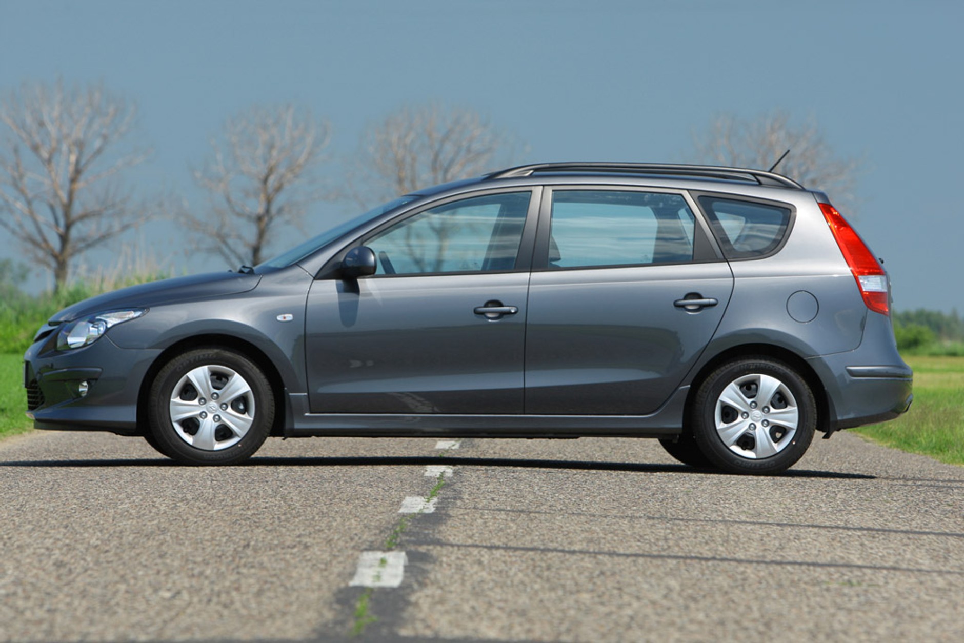 Takie same, a jednak inne: Peugeot 308 SW kontra Hyundai i30 CW i Ford Focus Kombi