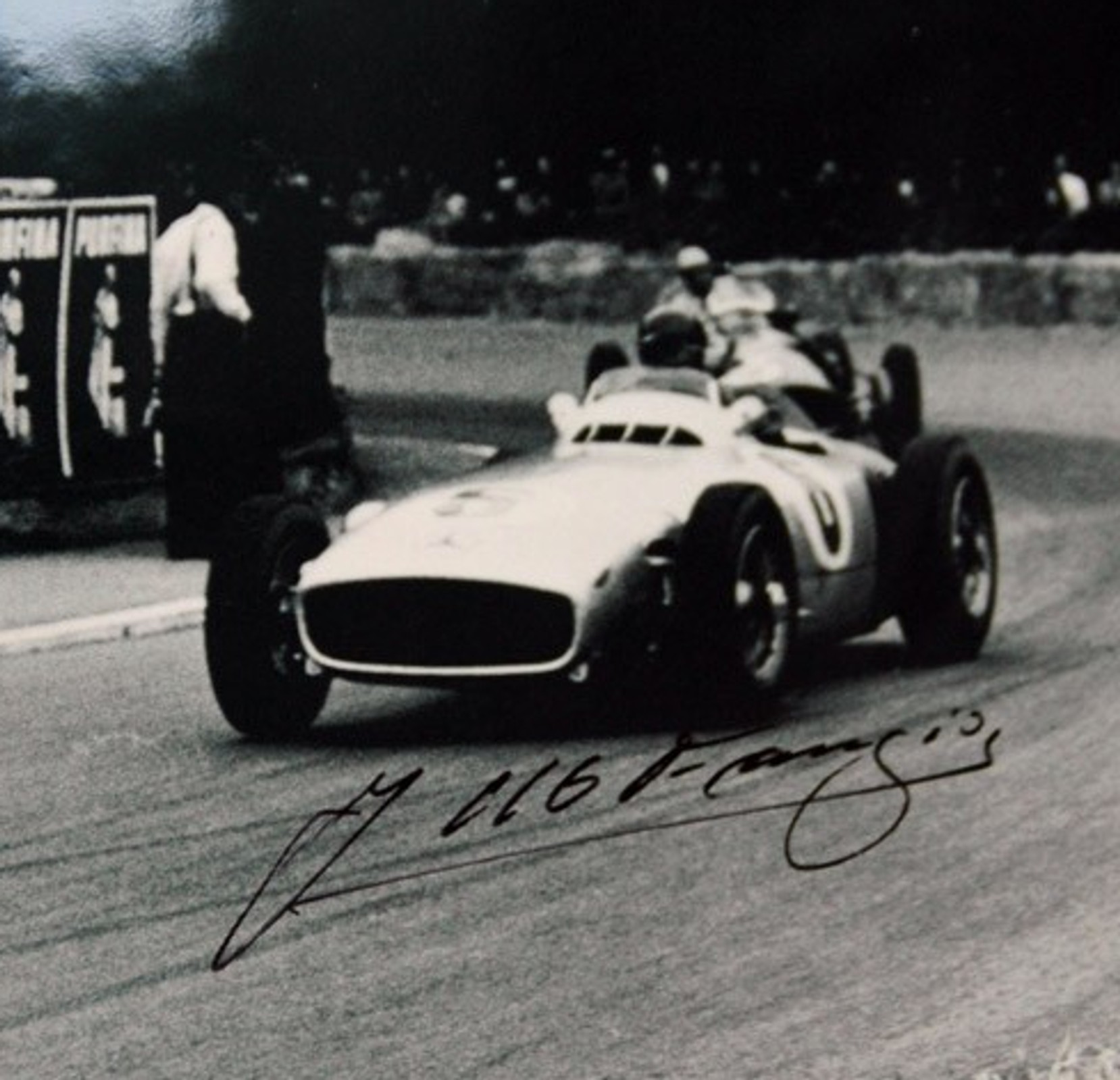 Autografy mistrzów F1