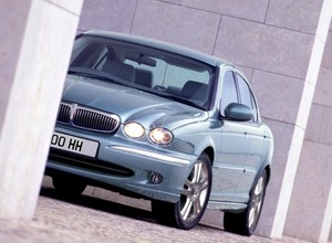 Niedocenione: Jaguar X-Type - tani drapieżnik