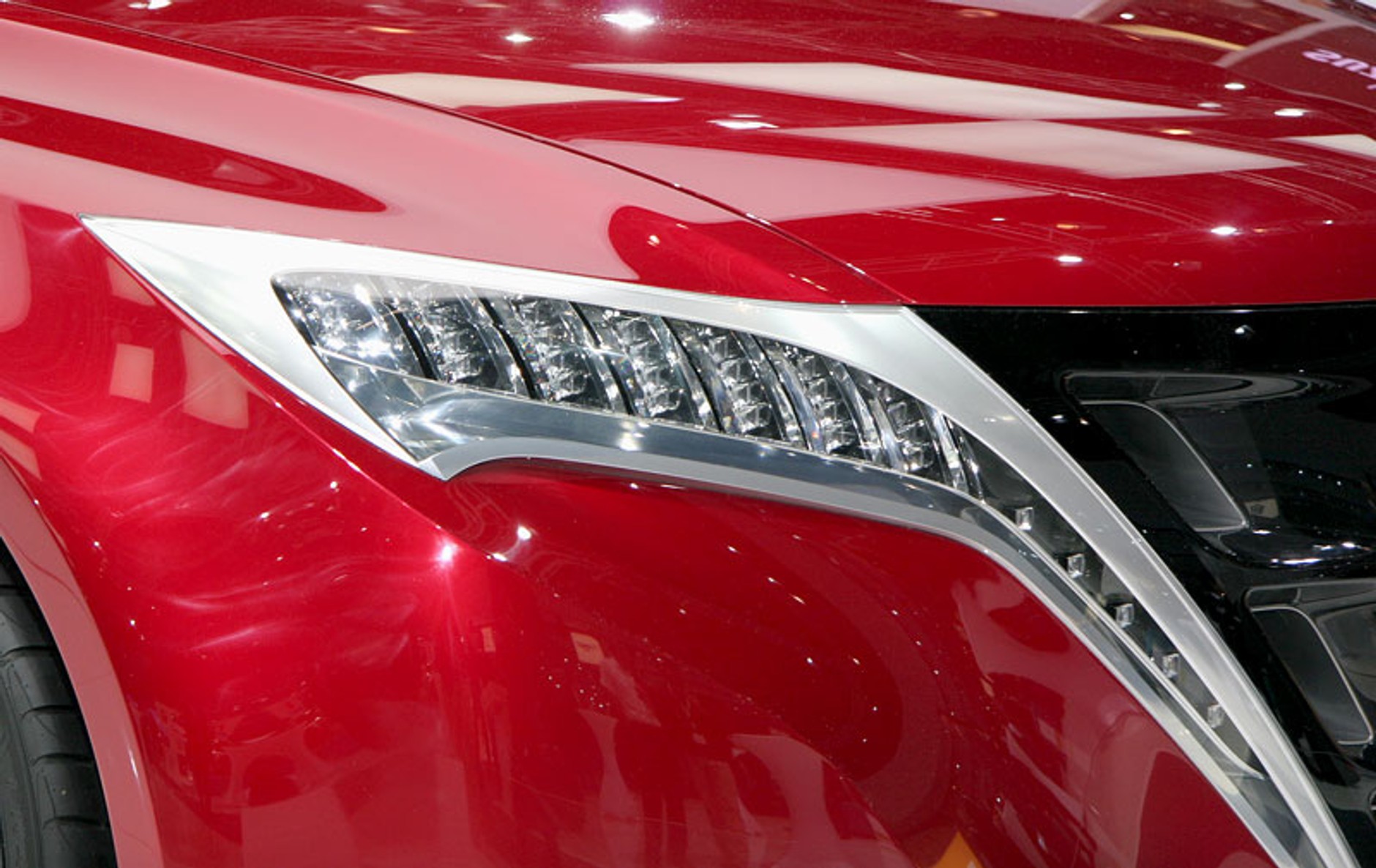 IAA Frankfurt 2007: Suzuki Kizashi – atak na klasę średnią