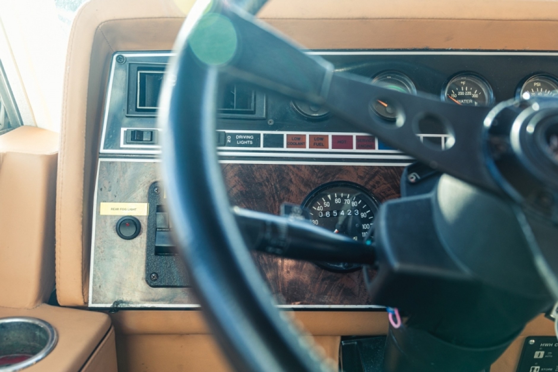 Airstream 350LE do kupienia na aukcji