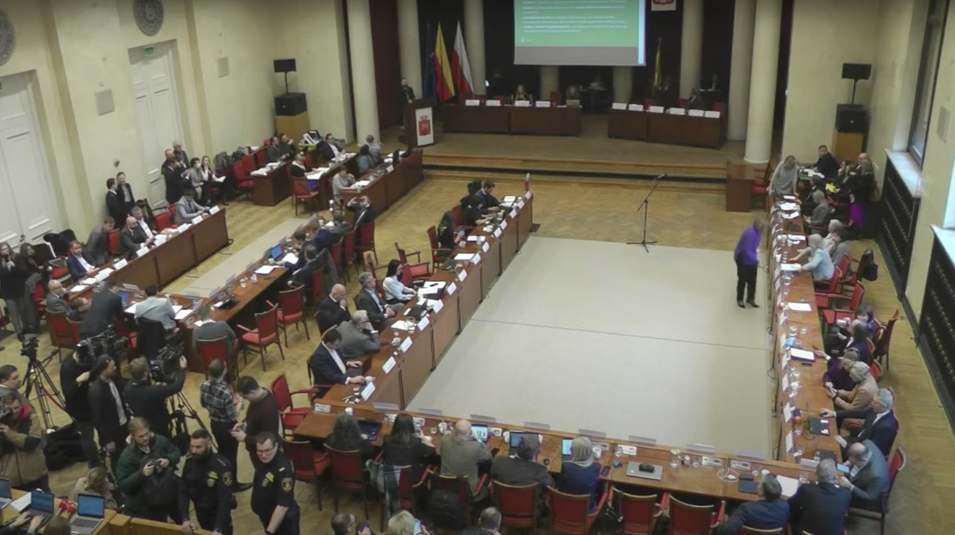 Sesja Rady Warszawy w sprawie SCT