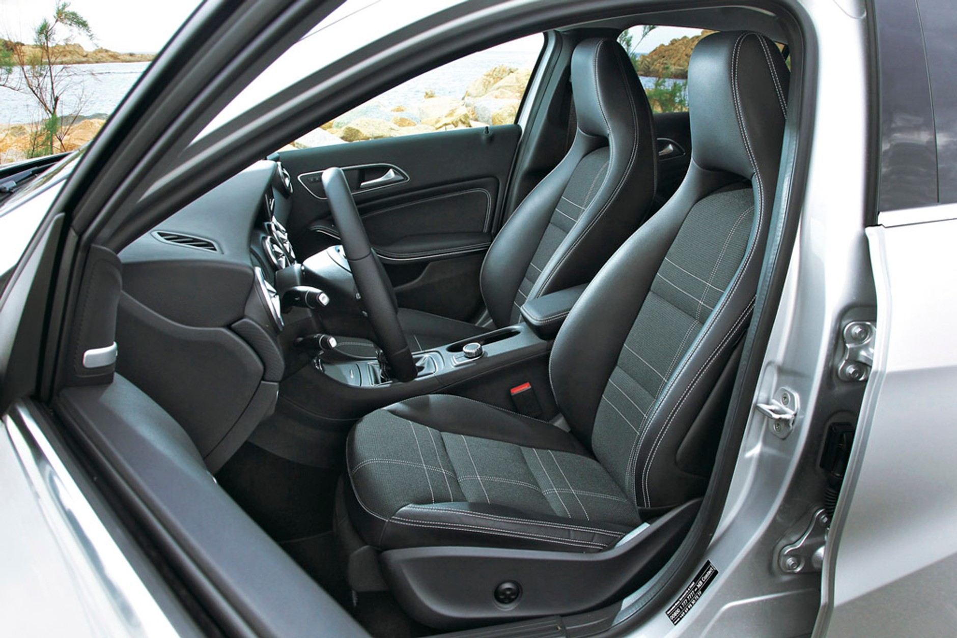 Volkswagen Golf kontra Audi A3, BMW serii 1 i Mercedes klasy A: pojedynek w pierwszej lidze